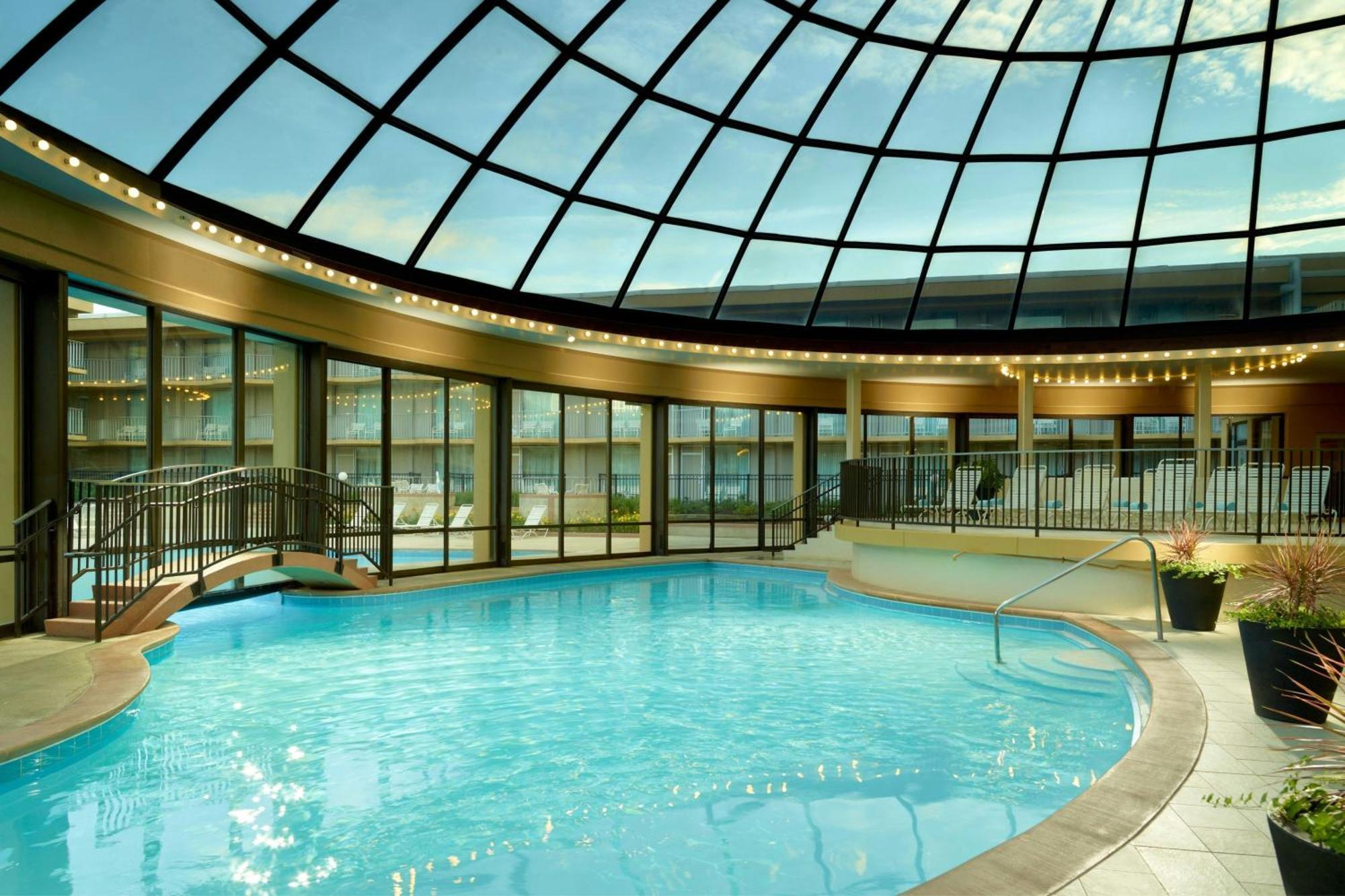 Marriott Chicago O'Hare Hotel Роузмънт Екстериор снимка