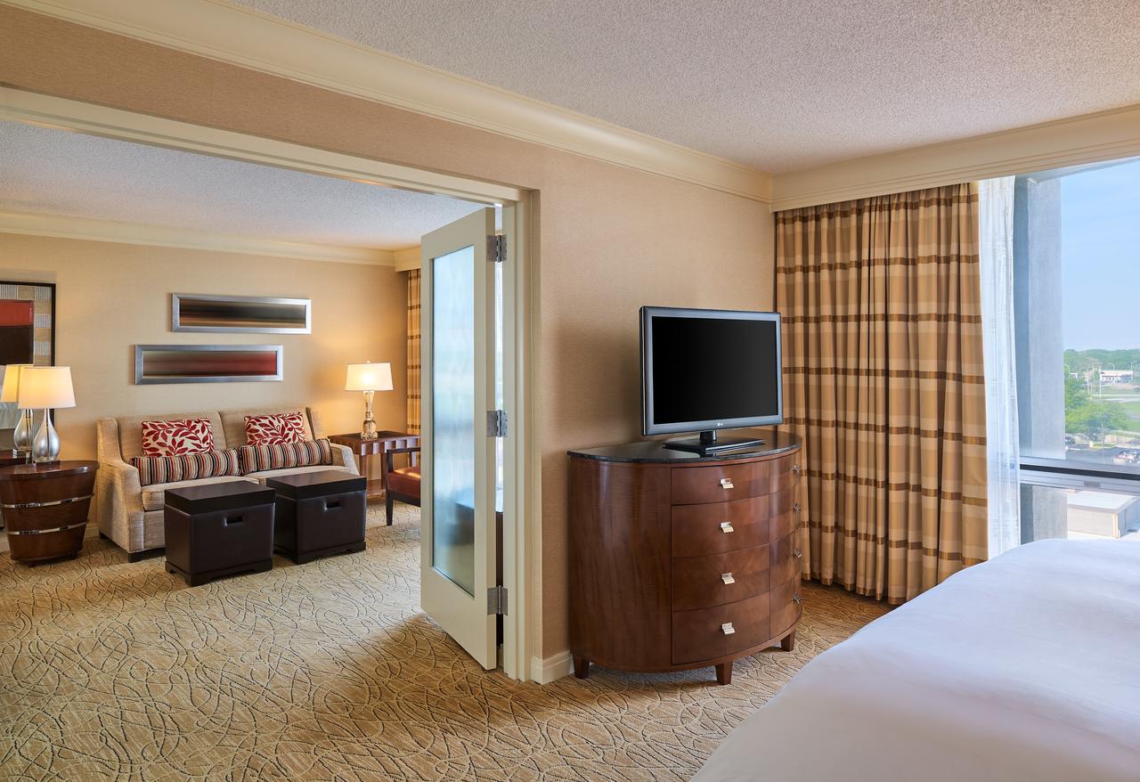 Marriott Chicago O'Hare Hotel Роузмънт Екстериор снимка